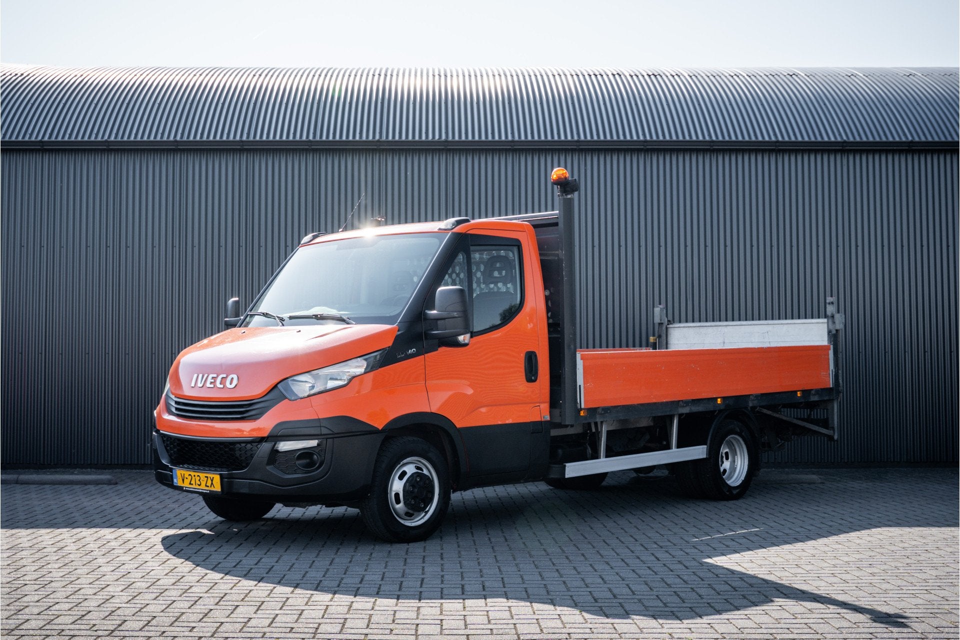 Iveco Daily 35C14 | 136 PK | N1 | Laadklep | 3.5T Trekhaak |, Gebruikt, Iveco, 2535 kg, Origineel Nederlands