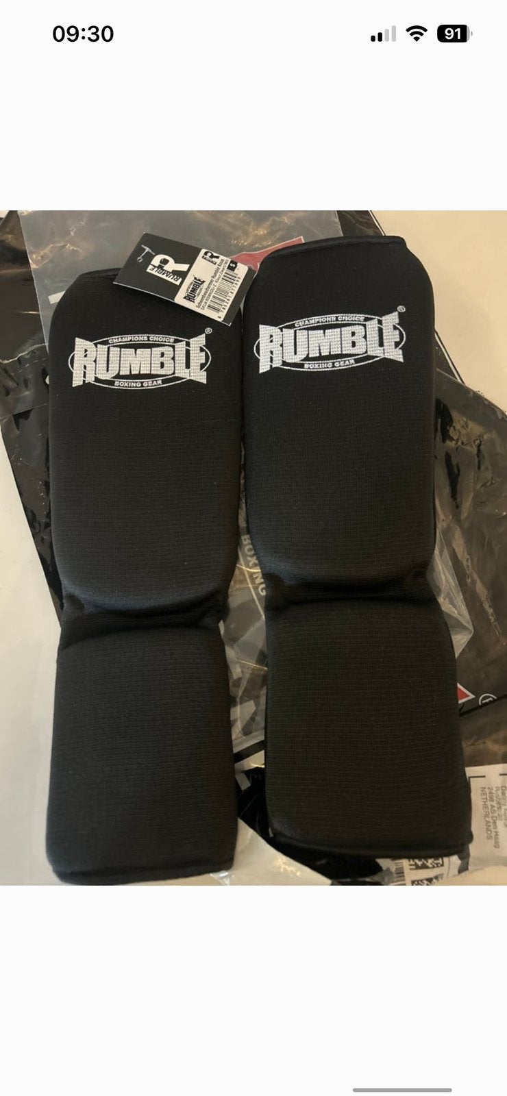 Rumble Scheenbeschermers Zwart Maat S - Nieuw met kaartje, Sport en Fitness, Ophalen of Verzenden, Zo goed als nieuw, Boksbeschermers