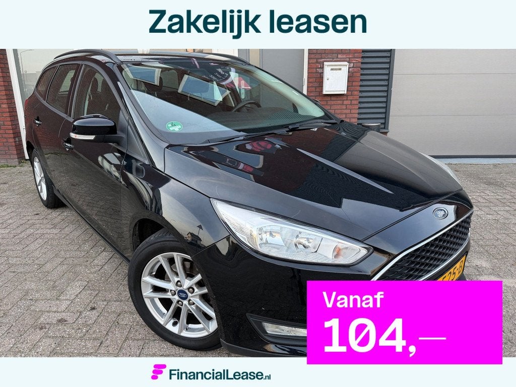 Ford Focus Wagon 1.0 Lease Edition / Navi / Carplay / PDC /, Gebruikt, Met garantie (alle), Zwart, Origineel Nederlands