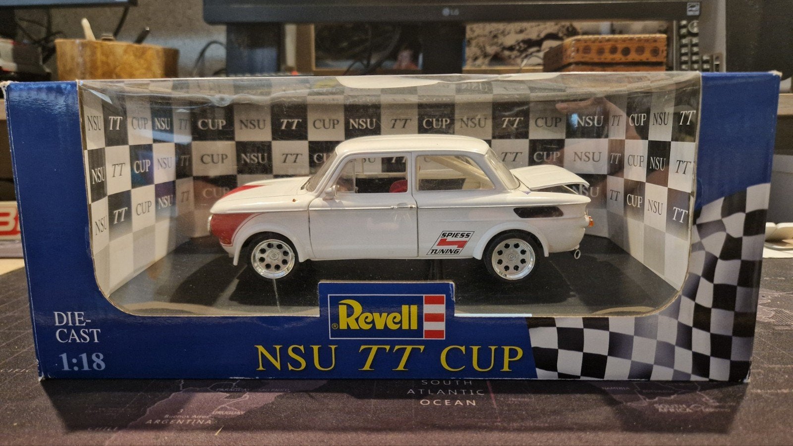 Revell NSU TT Racing Spiess Limited Edition 1:18 Modelauto, Hobby en Vrije tijd, Ophalen of Verzenden, Nieuw, Auto, Revell