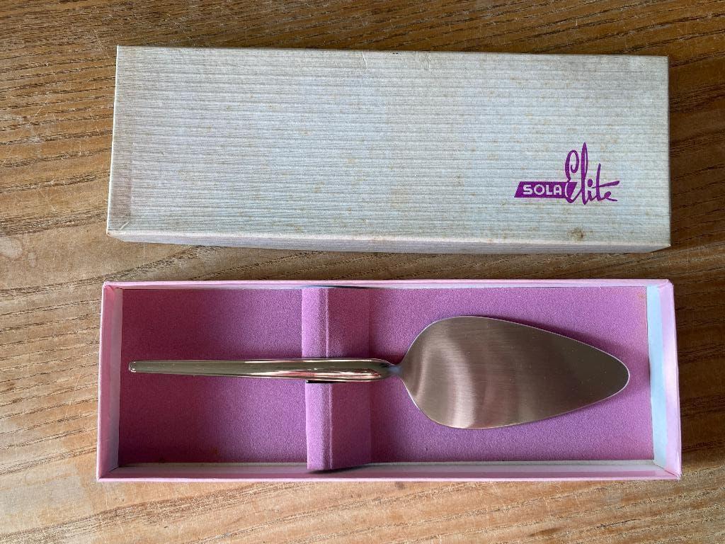 Vintage Sola Elite Desiree taartschep - nieuw in doosje, Antiek en Kunst, Ophalen of Verzenden