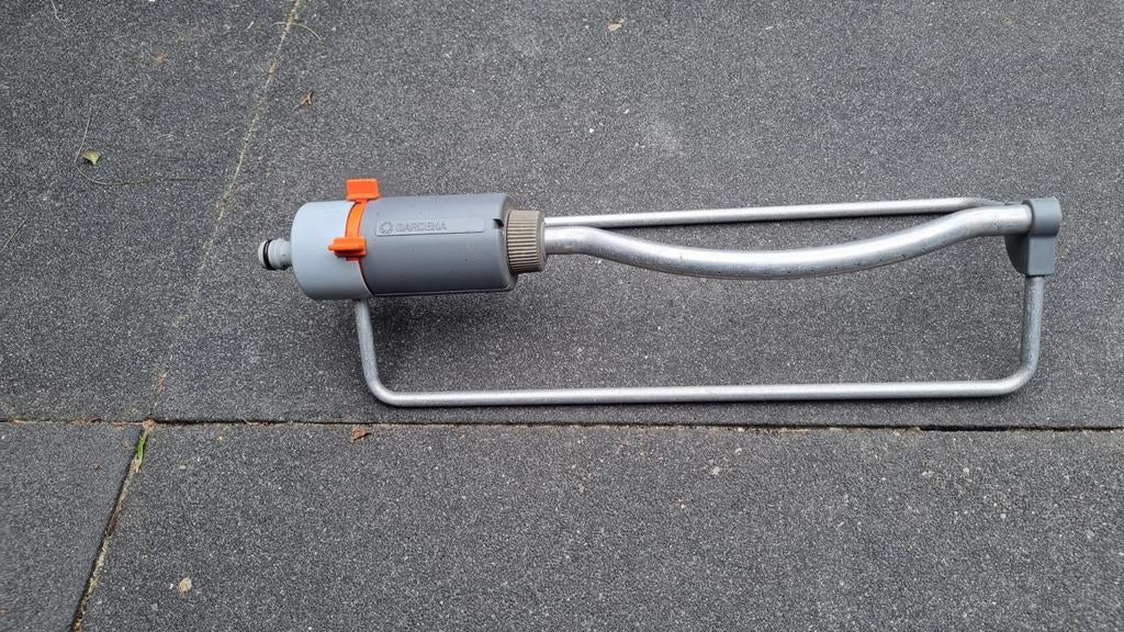 Gardena Zwenksproeier - Perfect voor uw tuin, Tuin en Terras, Tuinsproeiers, Ophalen of Verzenden, Gebruikt