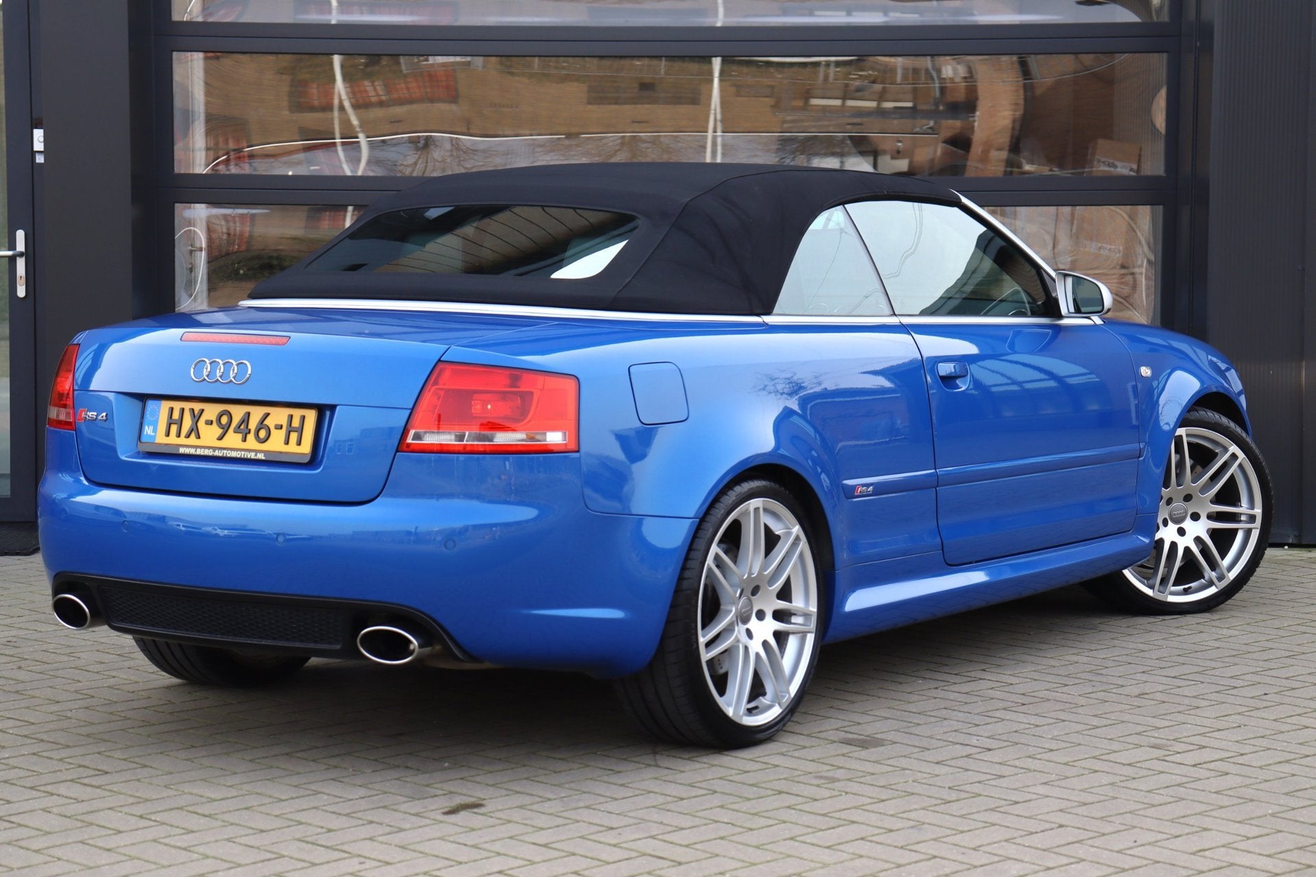 Audi A4 Cabriolet 4.2 V8 RS 4 quattro | Kuiperstoelen | Bose, Gebruikt, 8 cilinders, Cabriolet, Leder