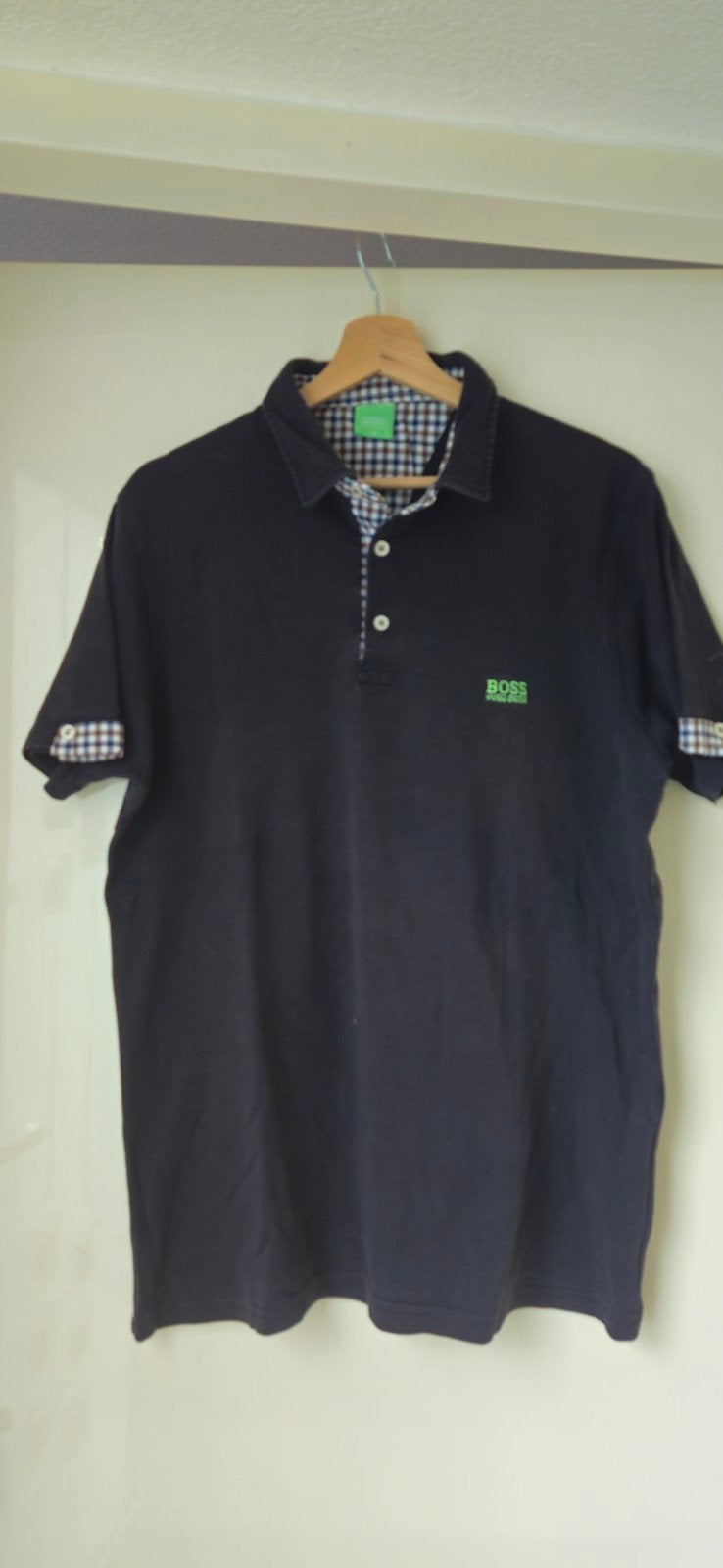 Hugo Boss heren poloshirt mt XXL, zwart met ruitaccenten, Kleding | Heren, Polo's, Ophalen of Verzenden, Zo goed als nieuw, Zwart
