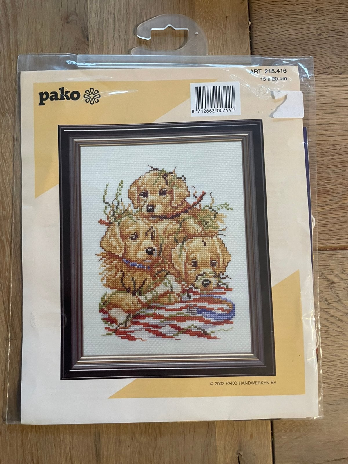 Pako Borduurpakket. Hondjes 25x20cm, Ophalen of Verzenden, Nieuw, Borduurpakket