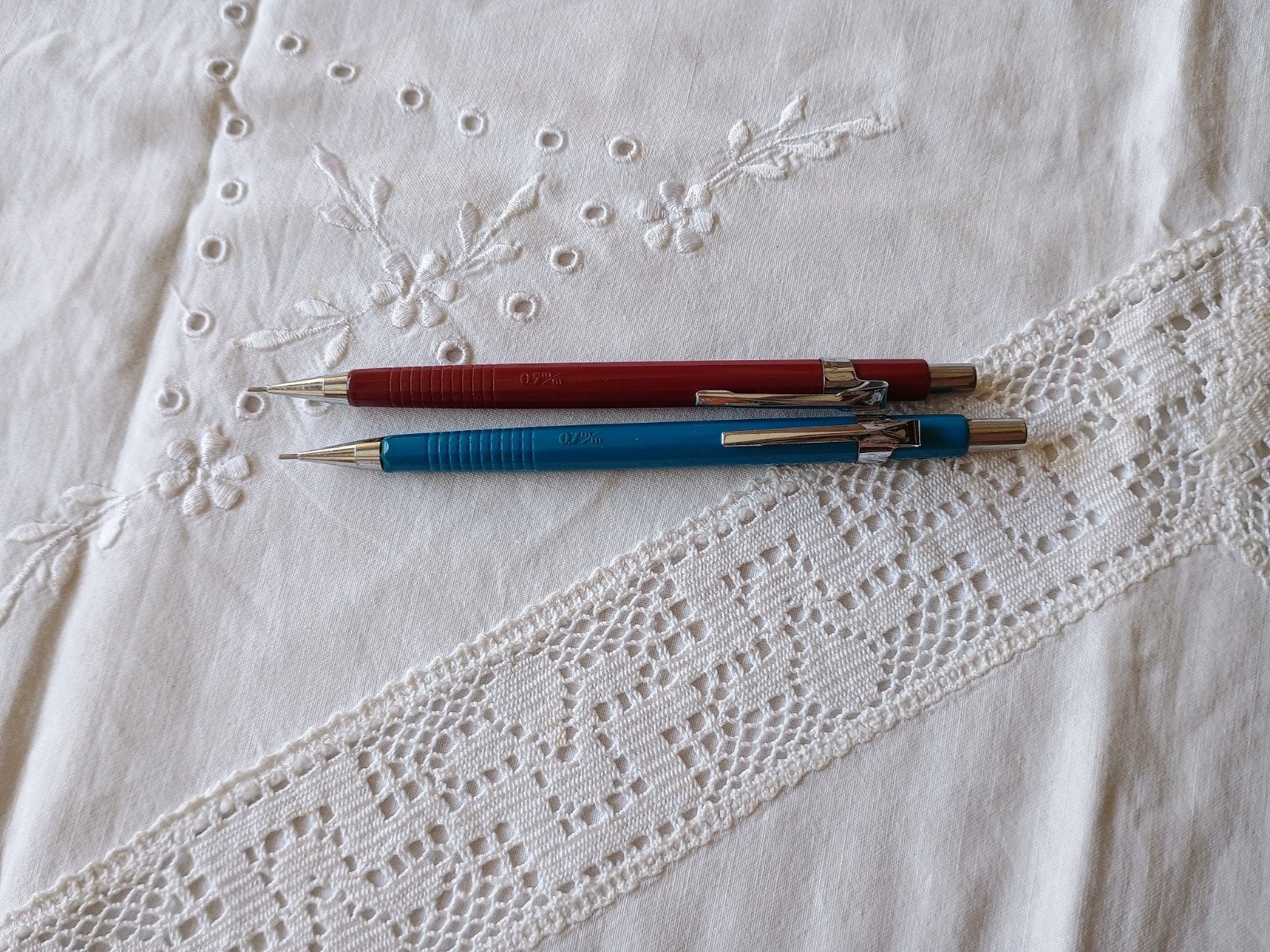 2 Pentel vulpotloden - vulpotlood, Ophalen of Verzenden, Overige merken