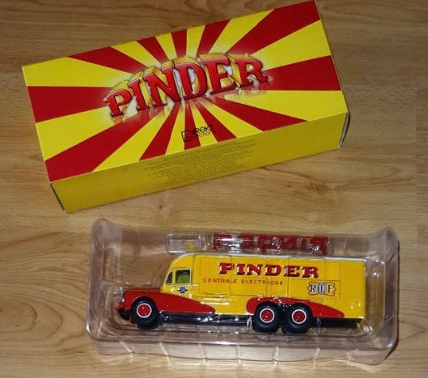Pinder Aggregaat truck, Hobby en Vrije tijd, Modelauto's | 1:43, Ophalen of Verzenden, Nieuw, Bus of Vrachtwagen, Overige merken