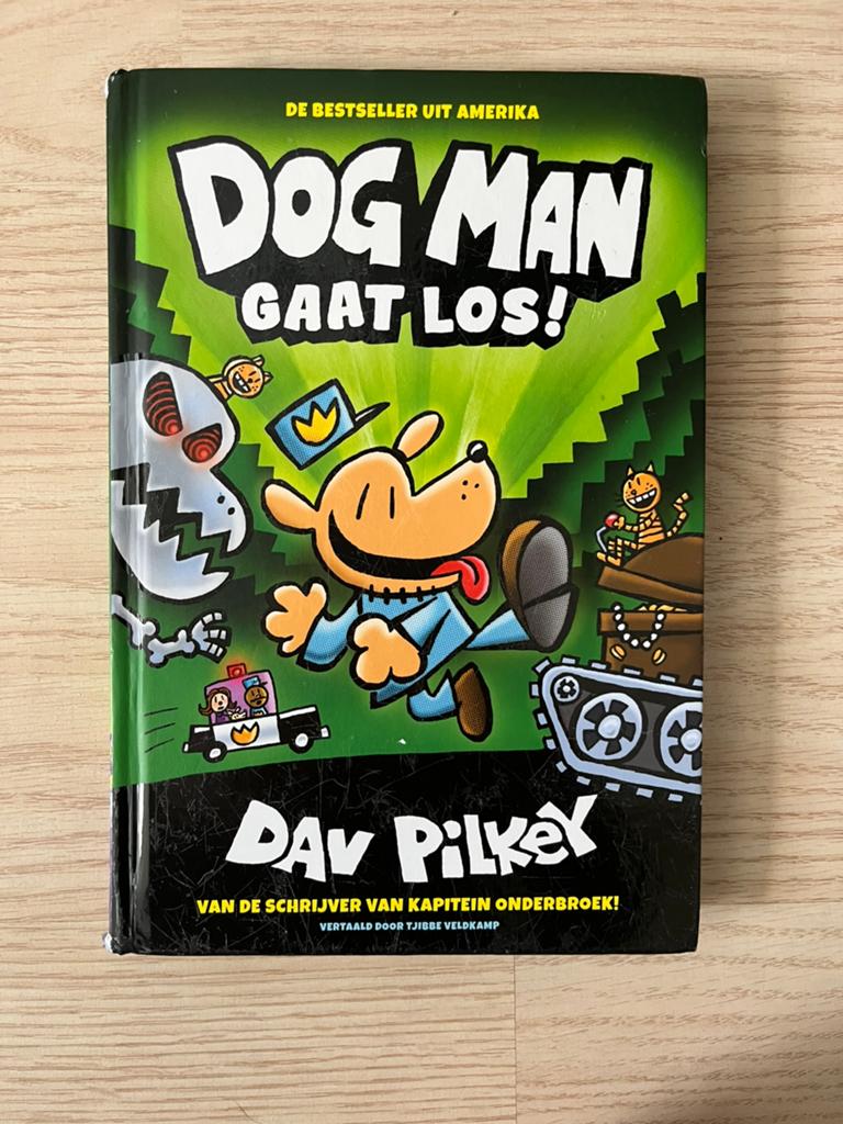 Dog man - deel 2 - Dog Man gaat los, Ophalen of Verzenden, Zo goed als nieuw, Dav Pilkey, Fictie algemeen