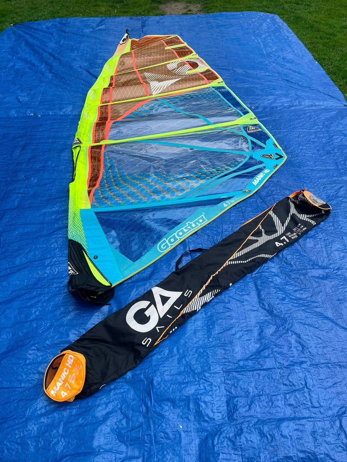 2 mooie Gaastra zeilen 4,7 & 5,7 m2 + RDM mast 400 cm, Watersport en Boten, Ophalen, Gaastra, 3.5 tot 5 m², Mast