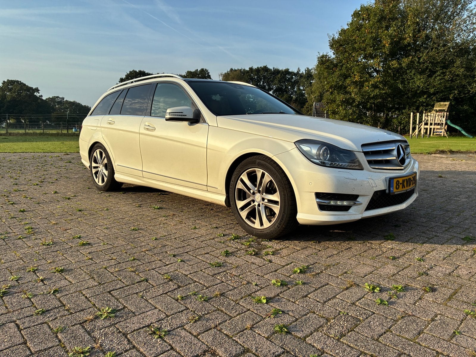 Foto 3 van Mercedes-Benz C-Klasse Estate AUT, Weinig KM!