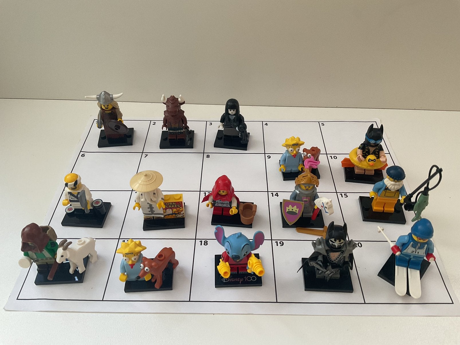 Lego minifigures (A), Compleet, Lego, Ophalen of Verzenden, Zo goed als nieuw