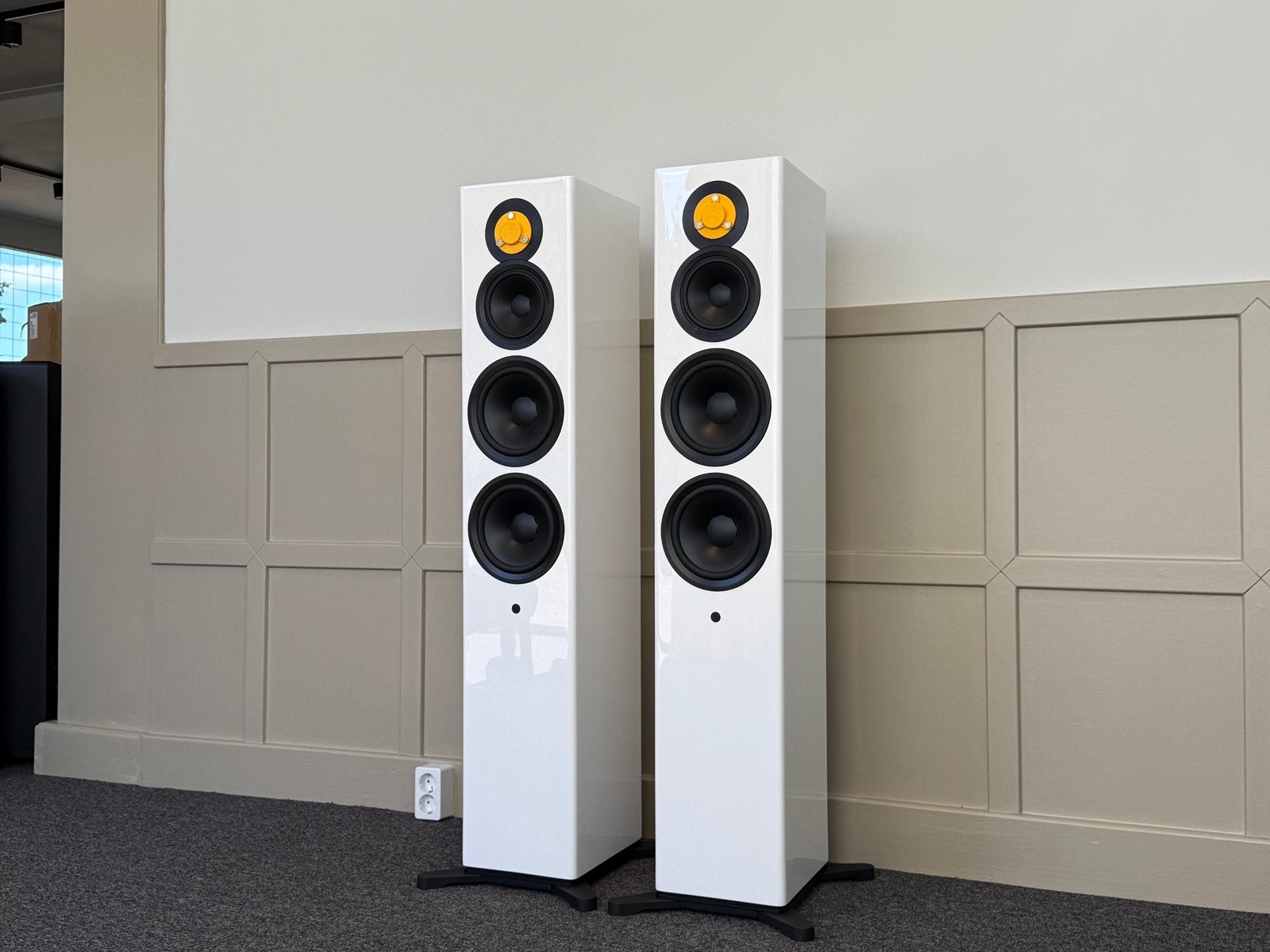 Dynaudio Focus 50 / Nieuw uit kist / Van: 10000 voor: 7400, Nieuw, Ophalen of Verzenden, /, /