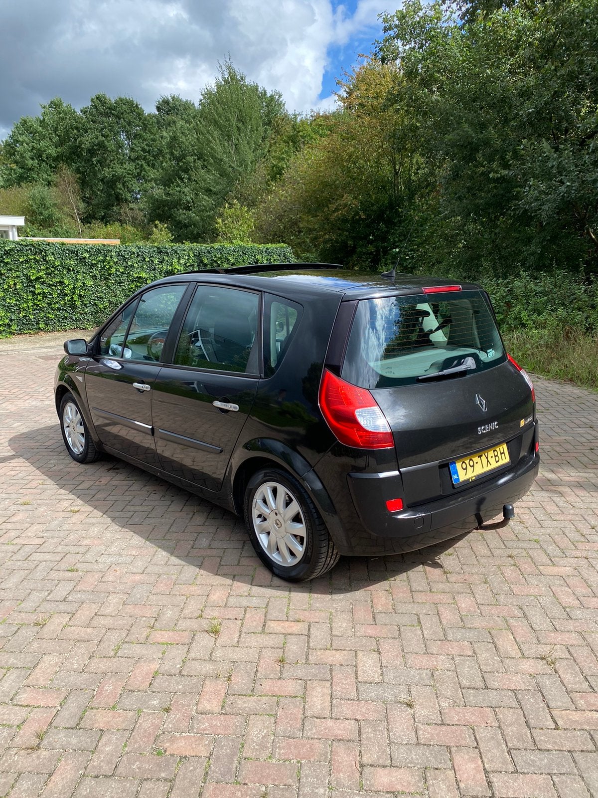 Renault Scénic 1.6 16V 82KW 2007 Zwart, Auto's, Stof, 4 cilinders, Zwart, Origineel Nederlands