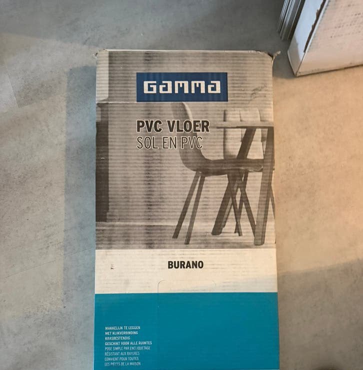 GAMMA click PVC Burano tegel lichtgrijs betonlook, Huis en Inrichting, Stoffering | Vloerbedekking, Ophalen, Zo goed als nieuw