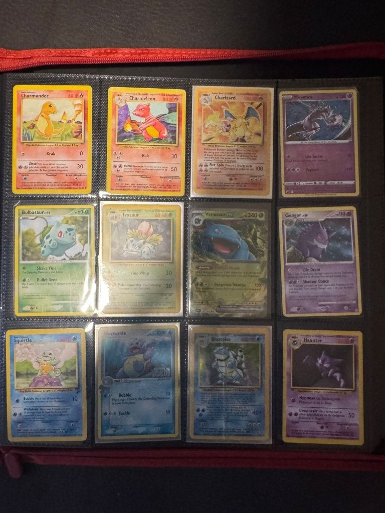 Pokemon Verzameling incl. Gold Star en Base Charizard!, Verzenden, Gebruikt, Meerdere kaarten