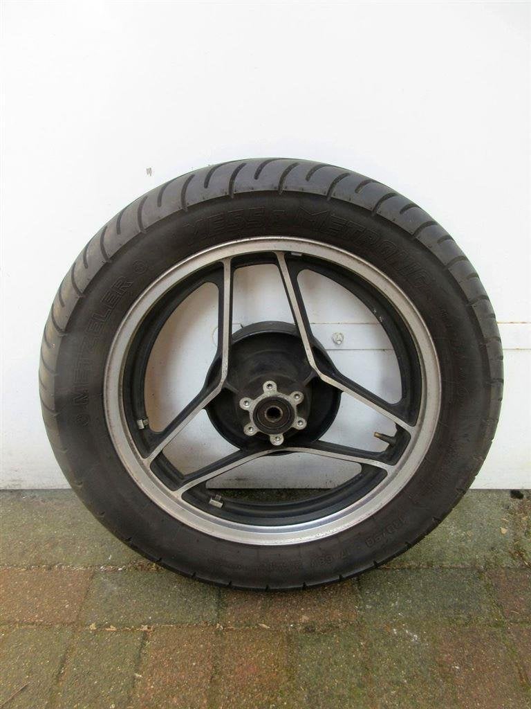 Suzuki GSX750ES achterwiel GSX750EF achter wiel rear wheel, Motoren, Ophalen of Verzenden