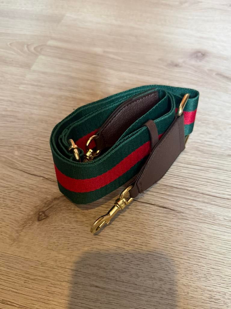 GUCCI riem voor tas, Sieraden, Tassen en Uiterlijk, Broches, 10 cm of meer, Overige materialen, Ophalen of Verzenden, Zo goed als nieuw