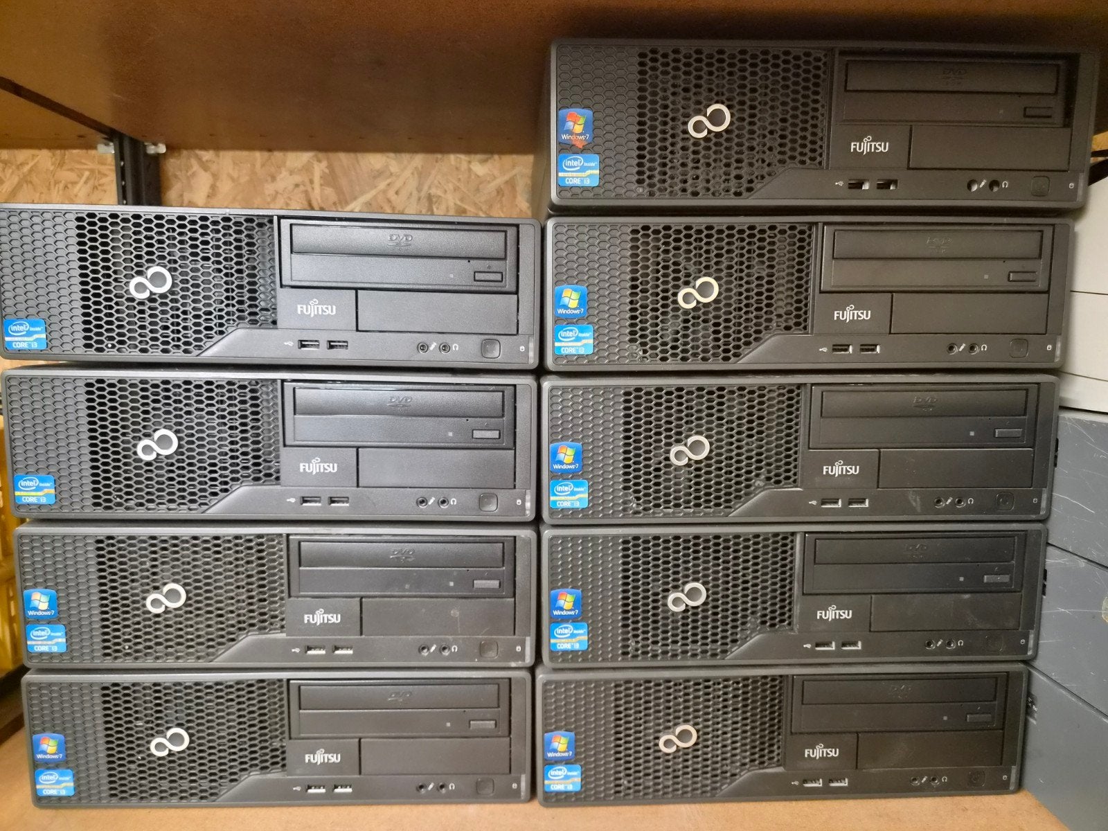 9x Fujitsu Esprimo E500 E85+ i3 3.3ghz 4GB DDR3 (zonder SSD), Computers en Software, Ophalen, Gebruikt, SSD, Met videokaart