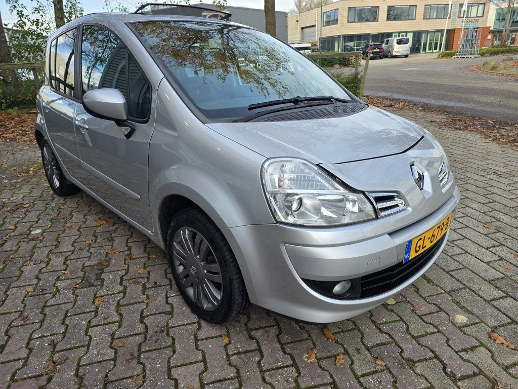Renault Modus 1.6 16V Night&Day Pano Automaat (bj 2012), Auto's, Gebruikt, 4 cilinders, Bedrijf, 1180 kg