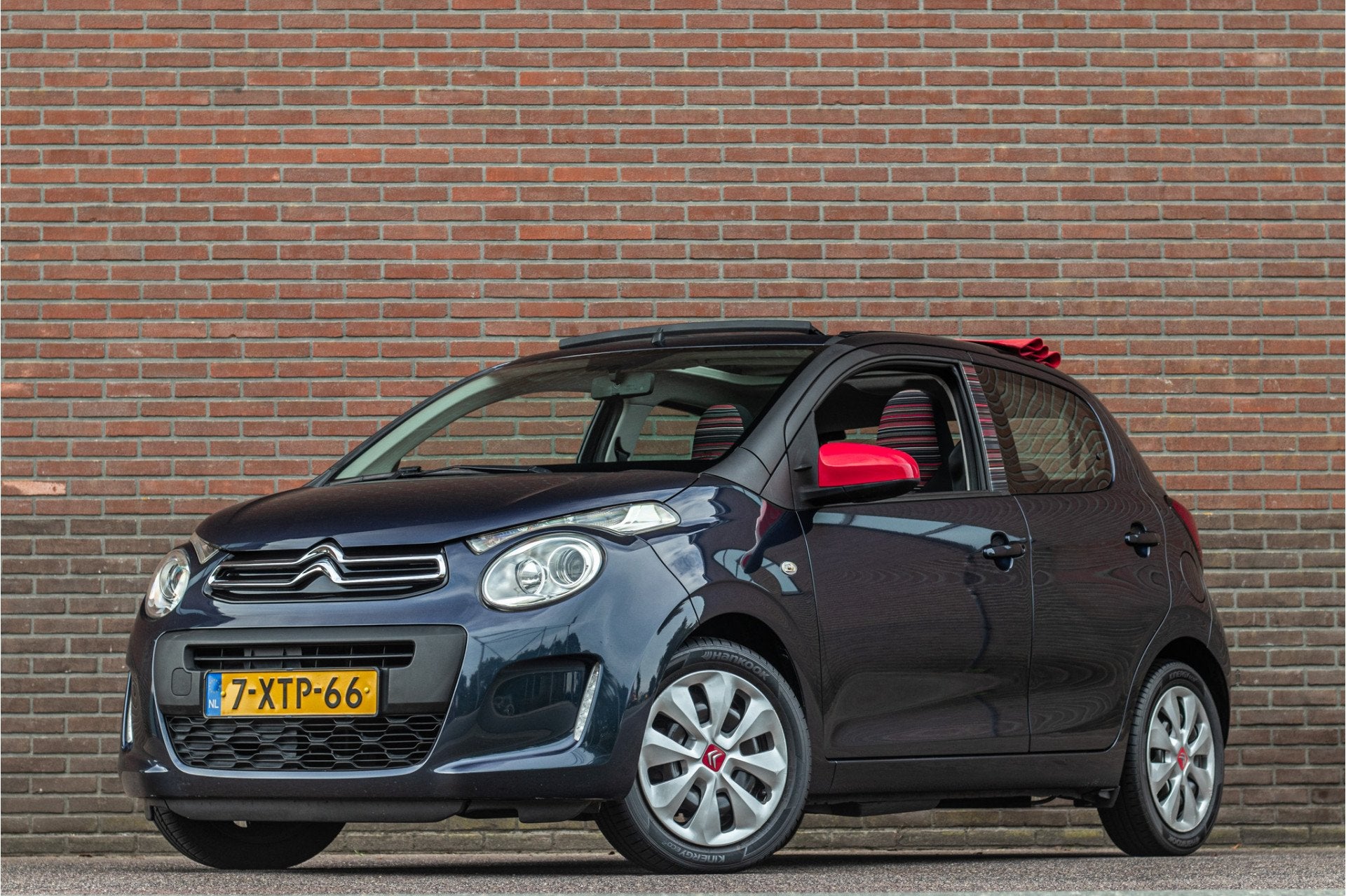 Citroën C1 1.0 e-VTi Airscape Feel, *RIJKLAAR* Origineel NL, Voorwielaandrijving, Euro 5, Stof, Gebruikt