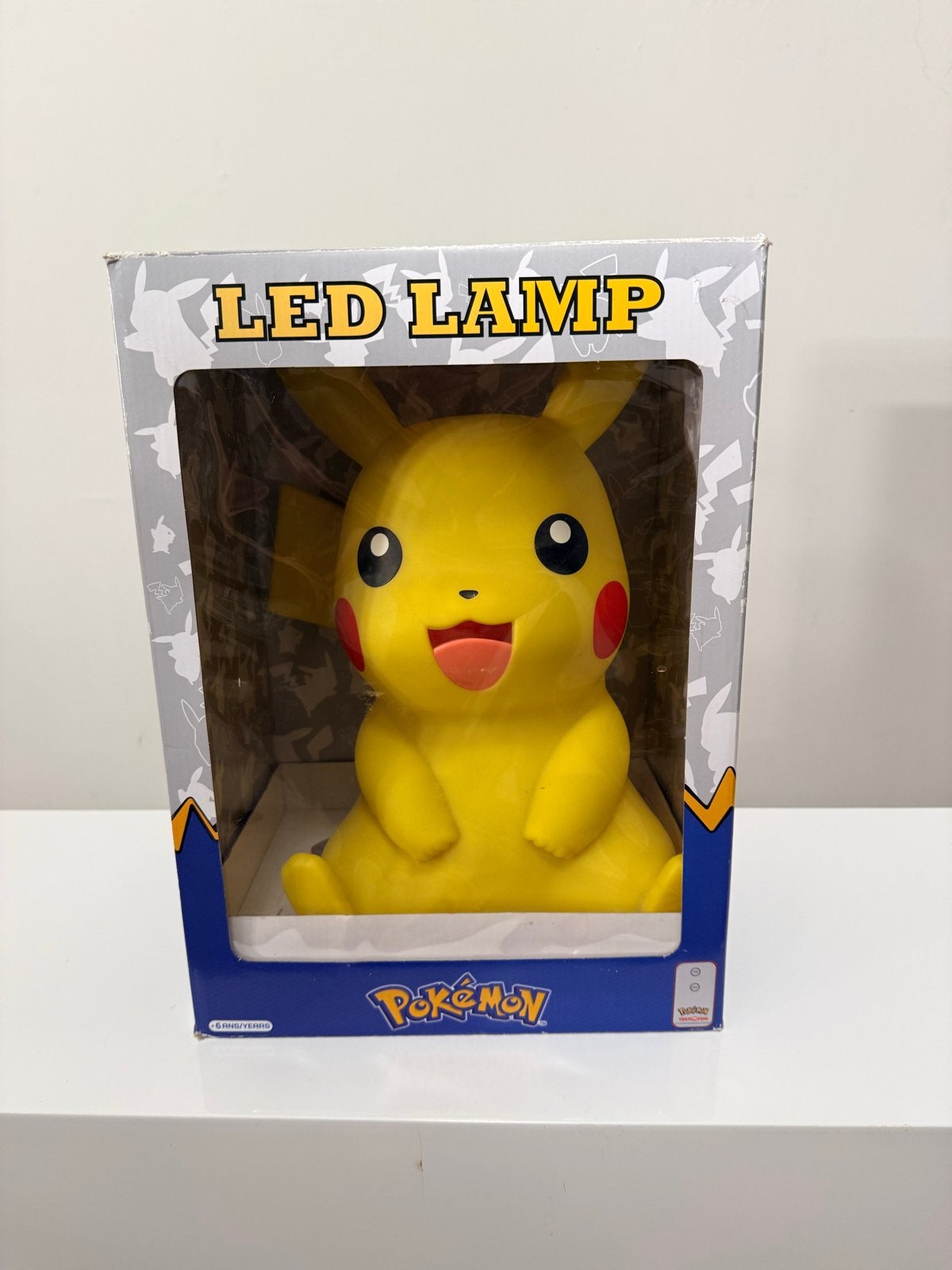 Pikachu LED lamp 40 cm met originele doos, Ophalen, Zo goed als nieuw, Jongen of Meisje
