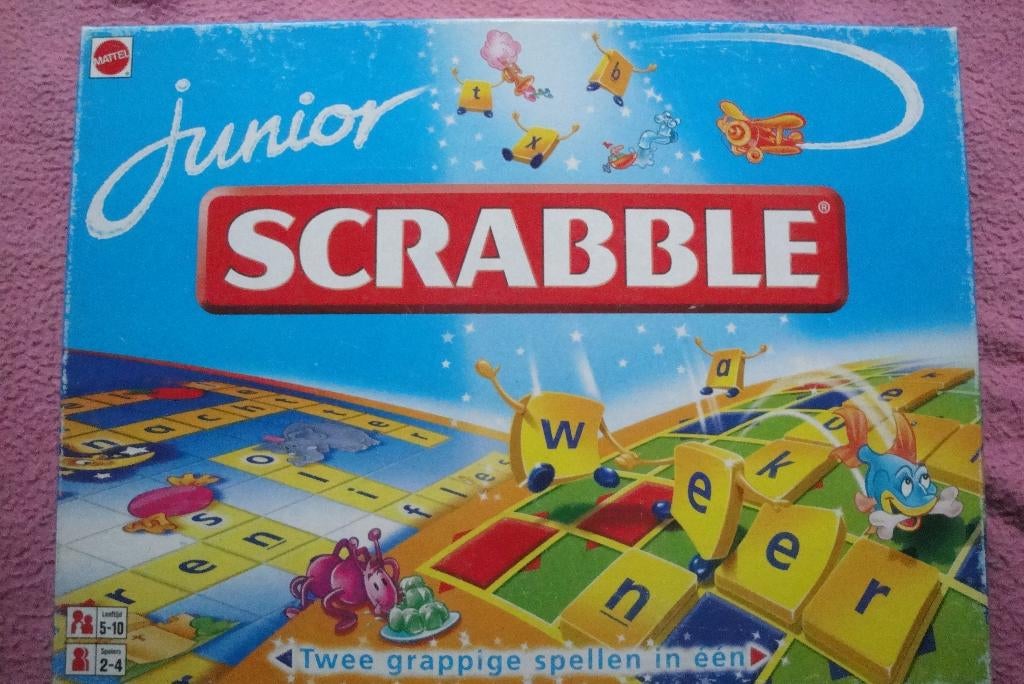 JUNIOR SCRABBLE  BORDSPEL VAN MATTEL  2tot3 sp. 3,95euro., Een of twee spelers, Ophalen of Verzenden, Zo goed als nieuw