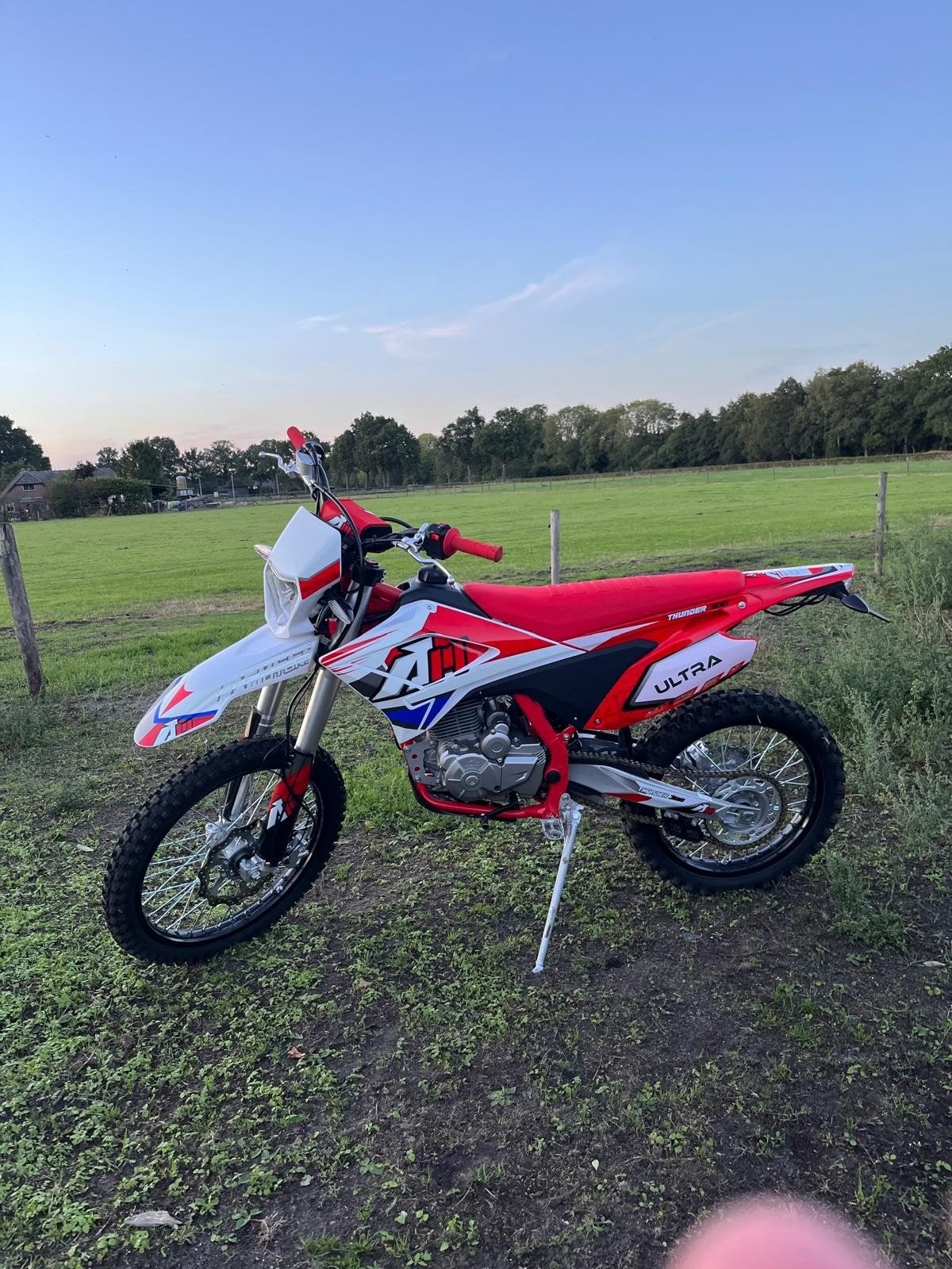 Apollo Thunder 300cc Crossmotor, 300 cc, Nieuw, Thunder, Particulier