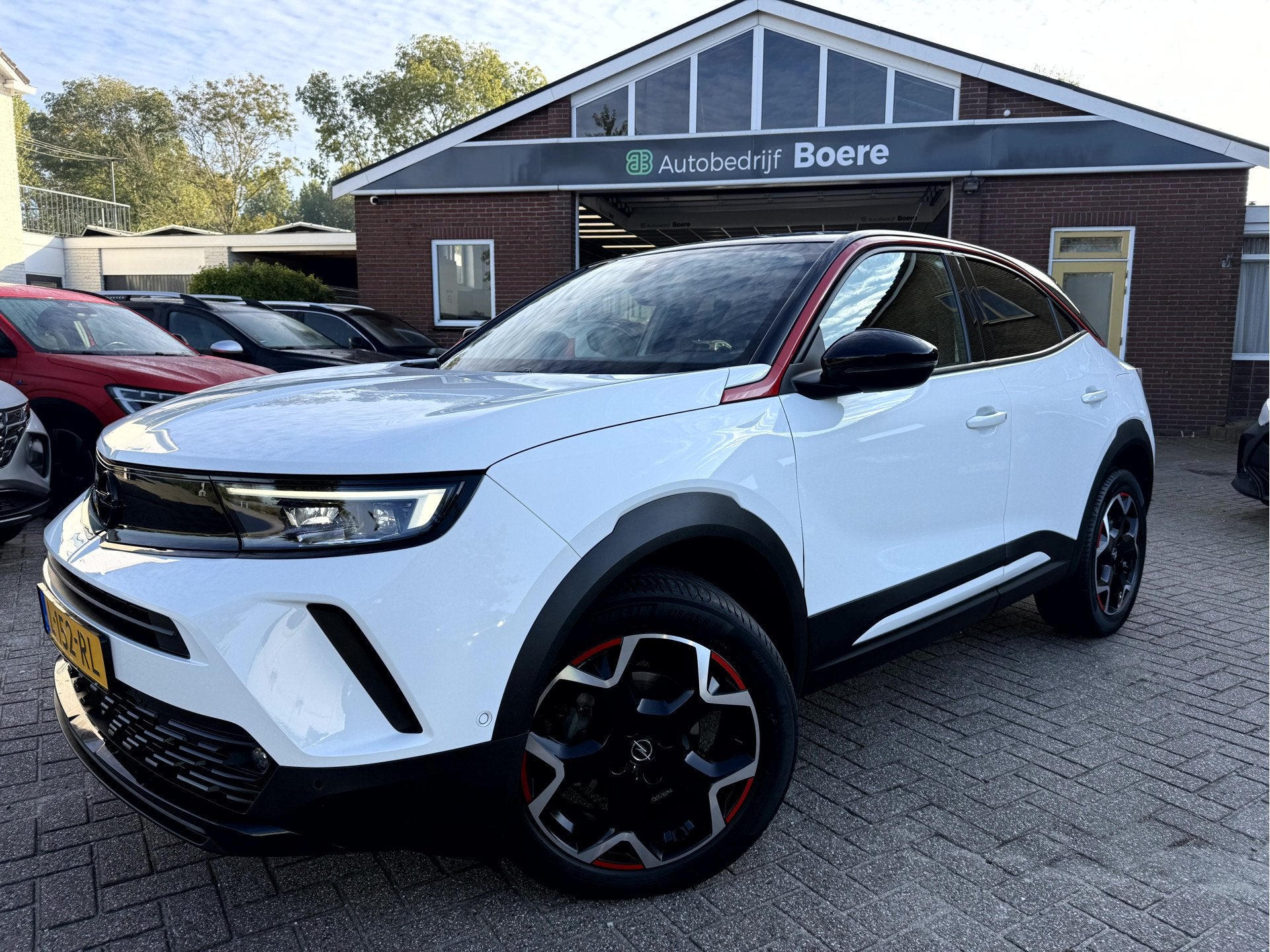 Opel Mokka 1.2 Turbo 130pk GS Line Camera, App Connect, 18'', Auto's, Gebruikt, 1199 cc, Wit, Origineel Nederlands