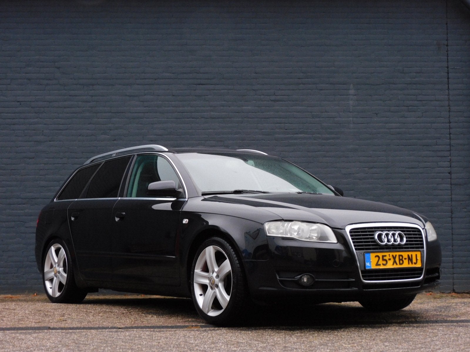 Audi A4 Avant 1.8 Turbo Advance PANO/SCHUIFDAK! CRUISE! CLIM, Stof, Gebruikt, Zwart, 4 cilinders
