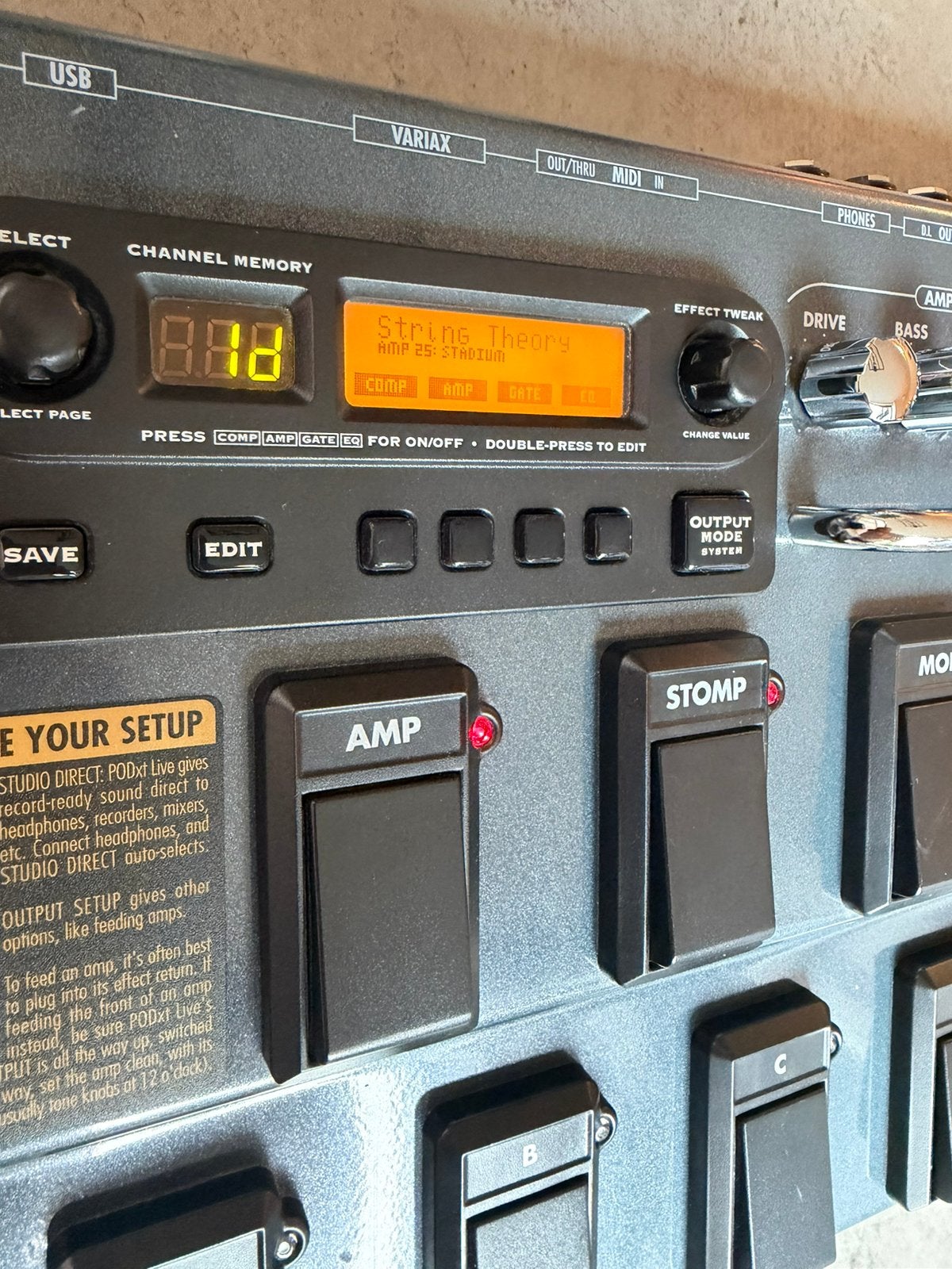 Line 6 Bass Pod XT Live - inclusief originele adapter, Ophalen of Verzenden, Zo goed als nieuw, Multi-effect
