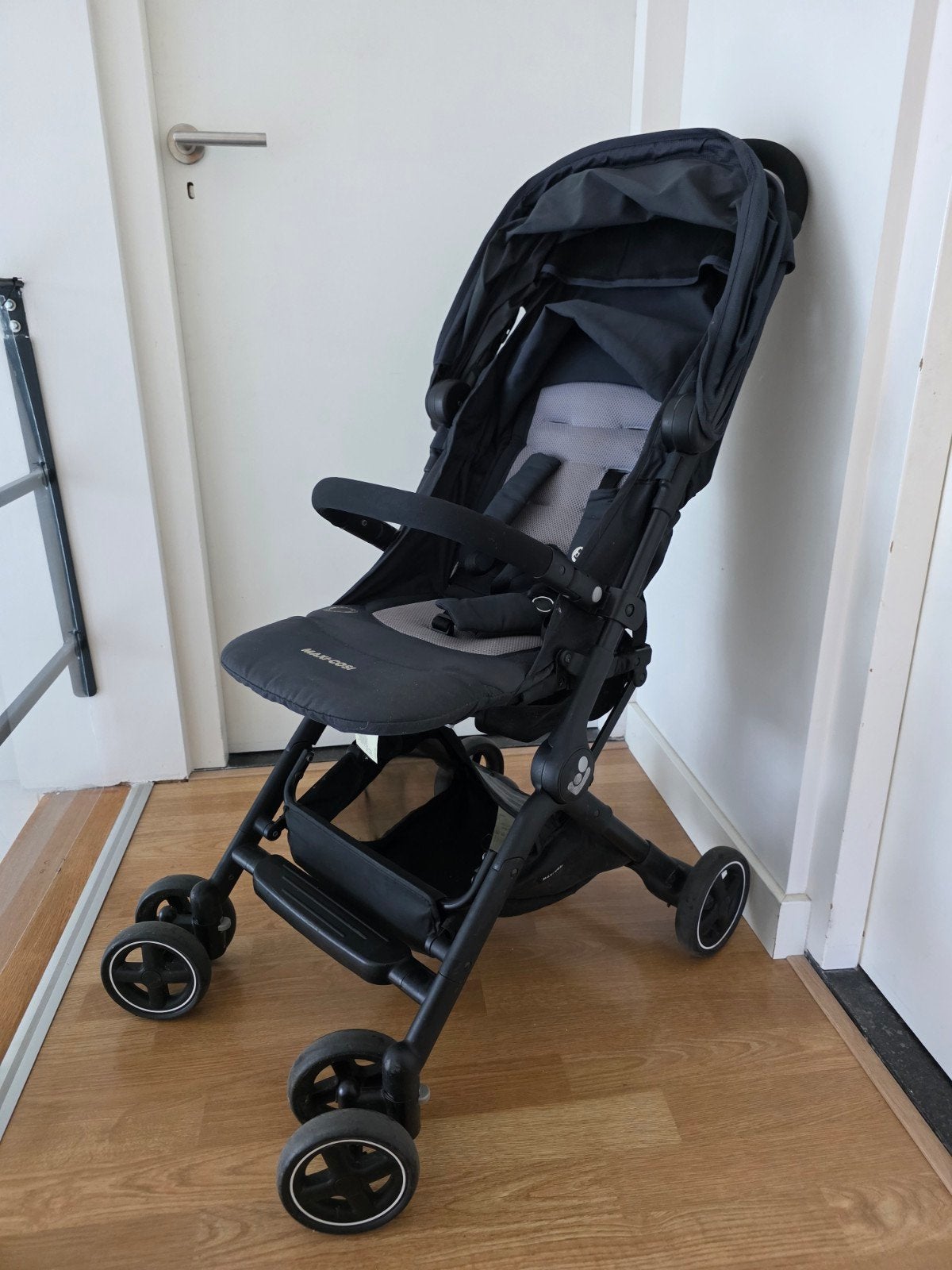Maxi-Cosi Buggy met nieuwe seatliner, Ophalen, Gebruikt, Kinderwagen, Maxi-Cosi