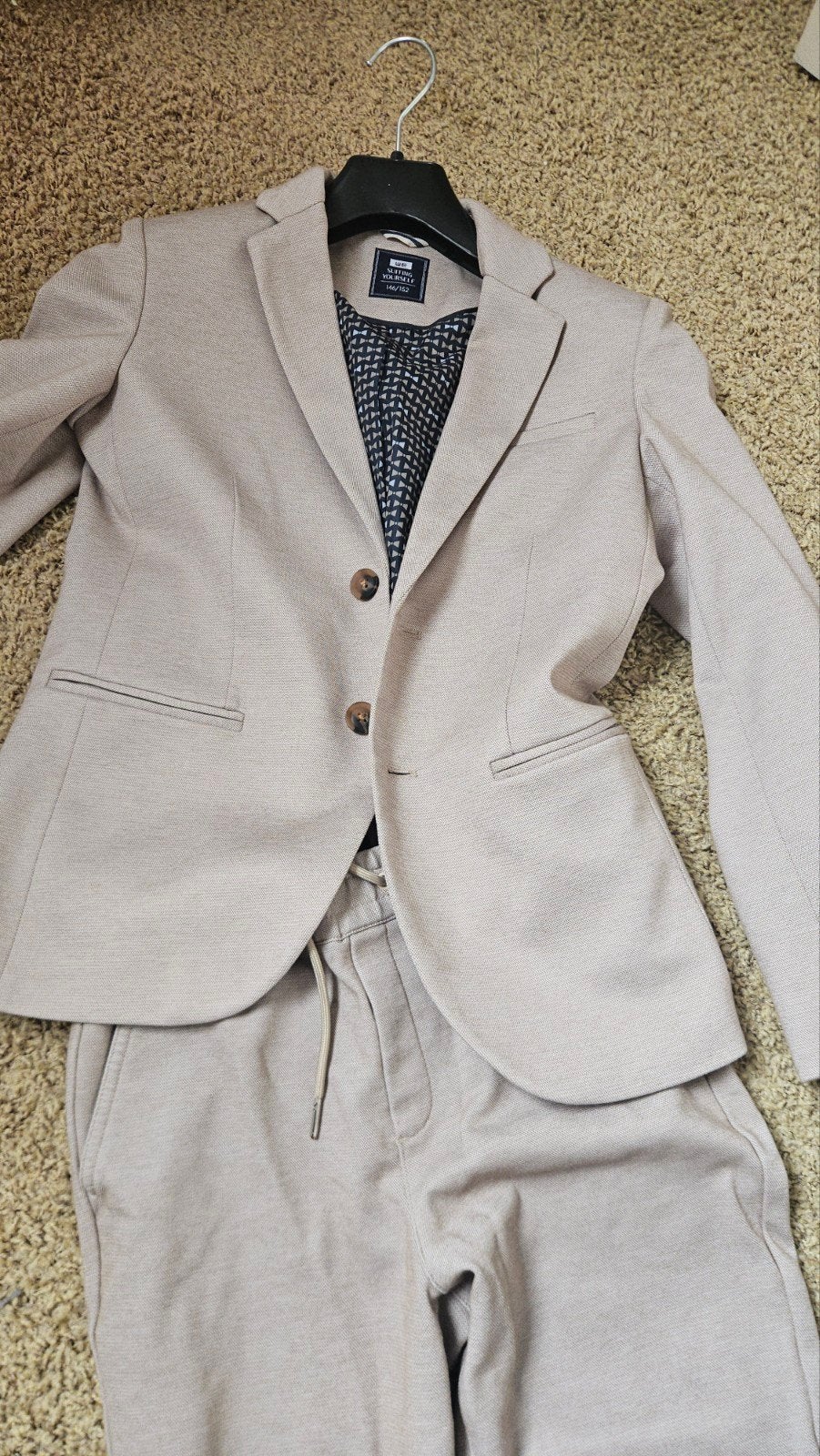 WE Jongenspak beige maat 152 met 2 korte broeken, Kinderen en Baby's, Kinderkleding | Maat 152, Ophalen, WE, Zo goed als nieuw