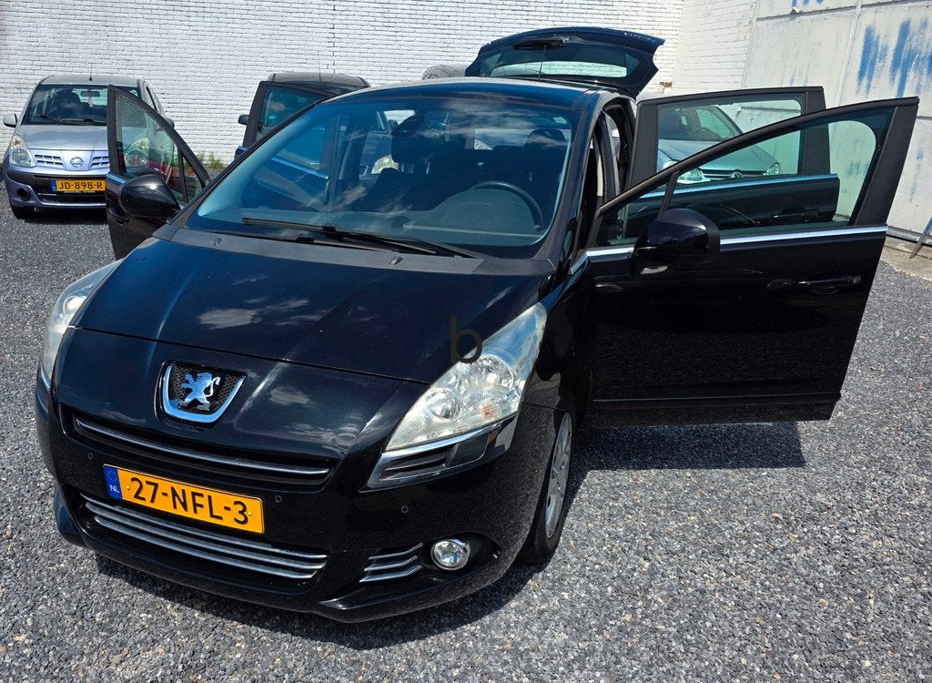 Peugeot 5008 1.6 VTi ST 7personen nwe apk netjes, Euro 5, Stof, Gebruikt, Zwart