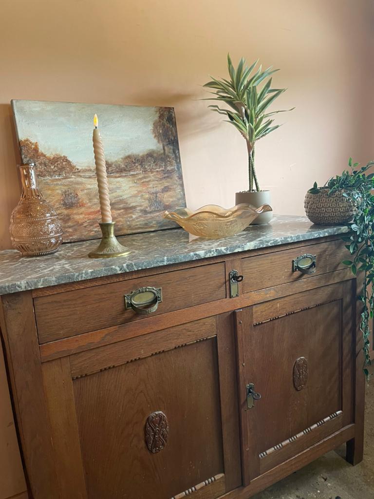 Vintage houten dressoir met grijs marmeren blad, Ophalen, Gebruikt