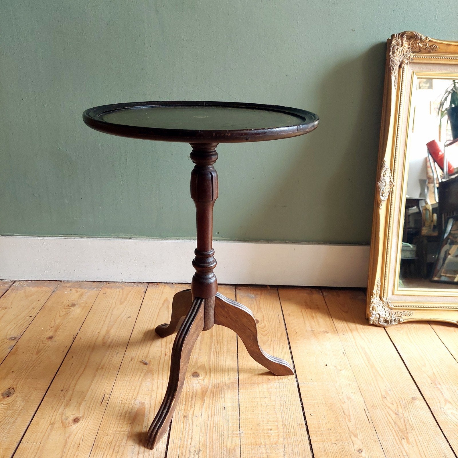 Lucky Vintage Klassiek antiek wijntafeltje bijzettafeltje, Antiek en Kunst, Ophalen