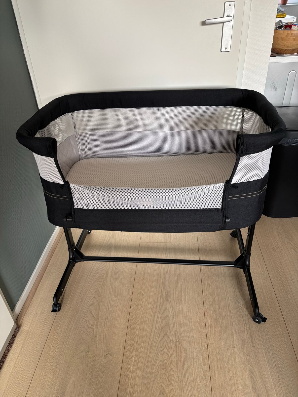 Nette co-sleeper LEUK by TWF met beddengoed en tas, Ophalen, Zo goed als nieuw, Wieg