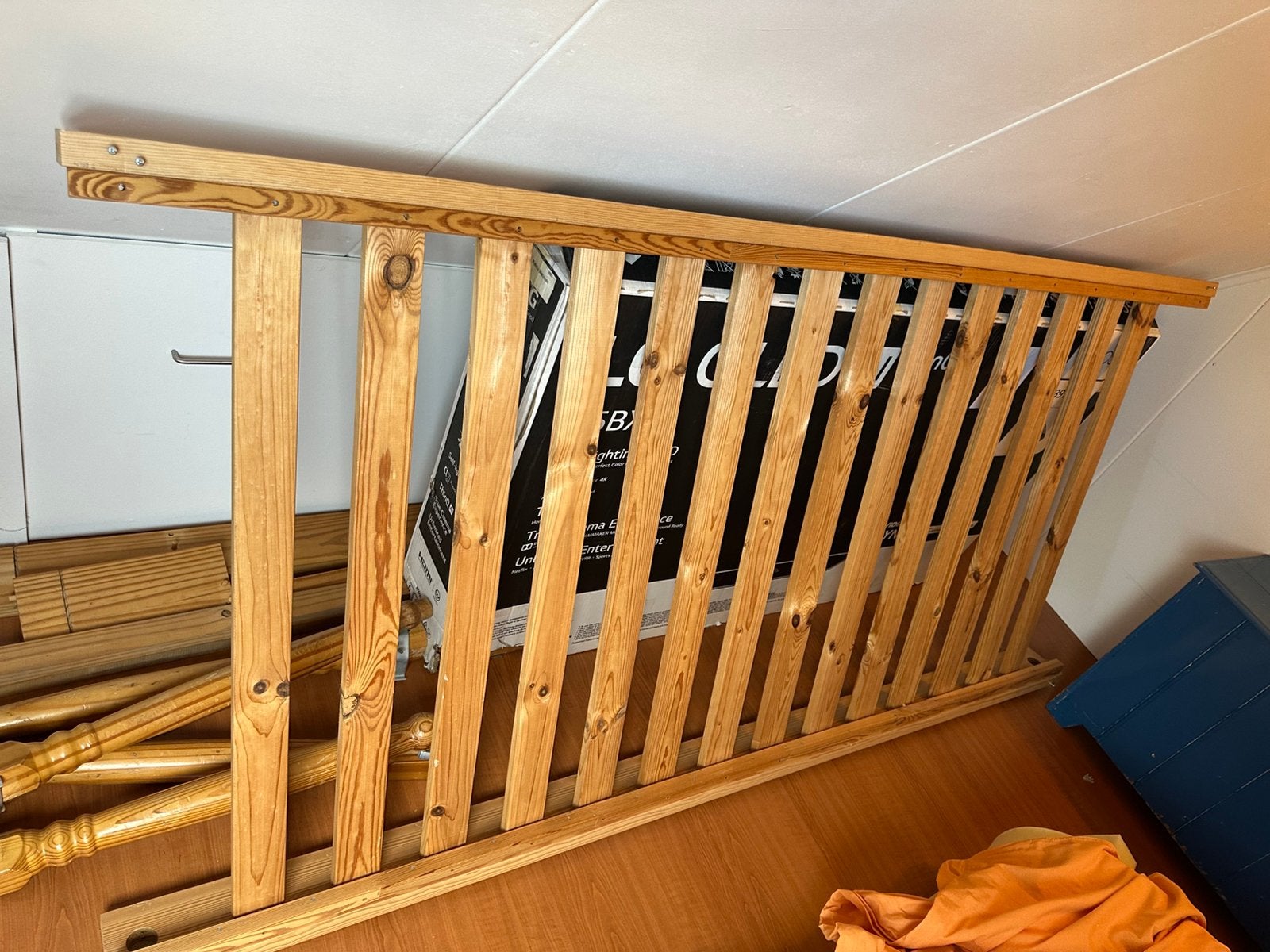 Massiev houten Ikea bed, Huis en Inrichting, Slaapkamer | Matrassen en Bedbodems, Ophalen, Gebruikt, 90 cm, Eenpersoons
