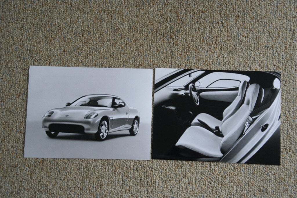 2 x Persfoto Toyota AXV-IV (09-1991) (43), Ophalen of Verzenden, Nieuw, Toyota