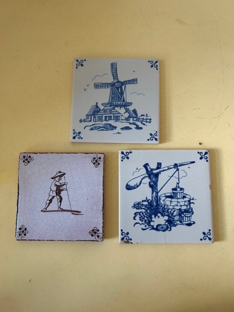 Drie Hollandse wandtegels waaronder Mosa, Ophalen of Verzenden