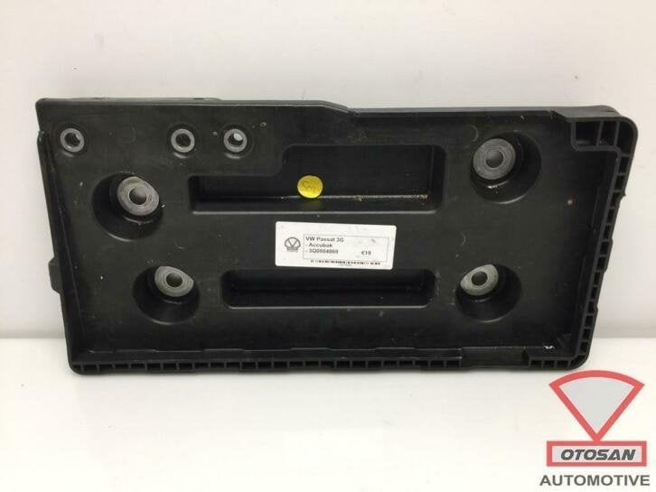 vw passat 3g accubak 3q0804869, Auto-onderdelen, Gebruikt, Volkswagen, Volkswagen AG, Berliner Ring 2
38440  Wolfsburg, DE