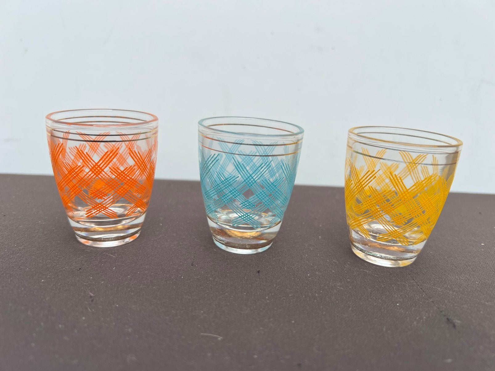 Te Koop Drie Vintage Shot Glazen Borrelglazen, Verzamelen, Glas en Borrelglaasjes, Ophalen of Verzenden, Zo goed als nieuw, Overige typen