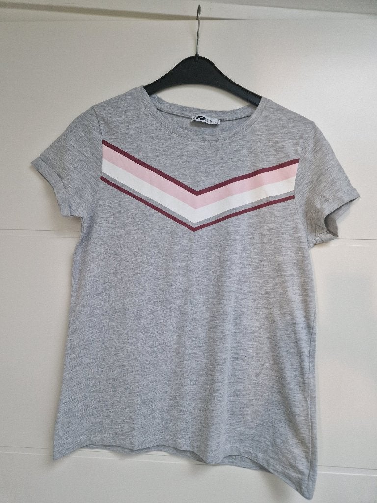 FB Sister t-shirt, maat L, Kleding | Dames, Maat 42/44 (L), Ophalen of Verzenden, Zo goed als nieuw, Korte mouw