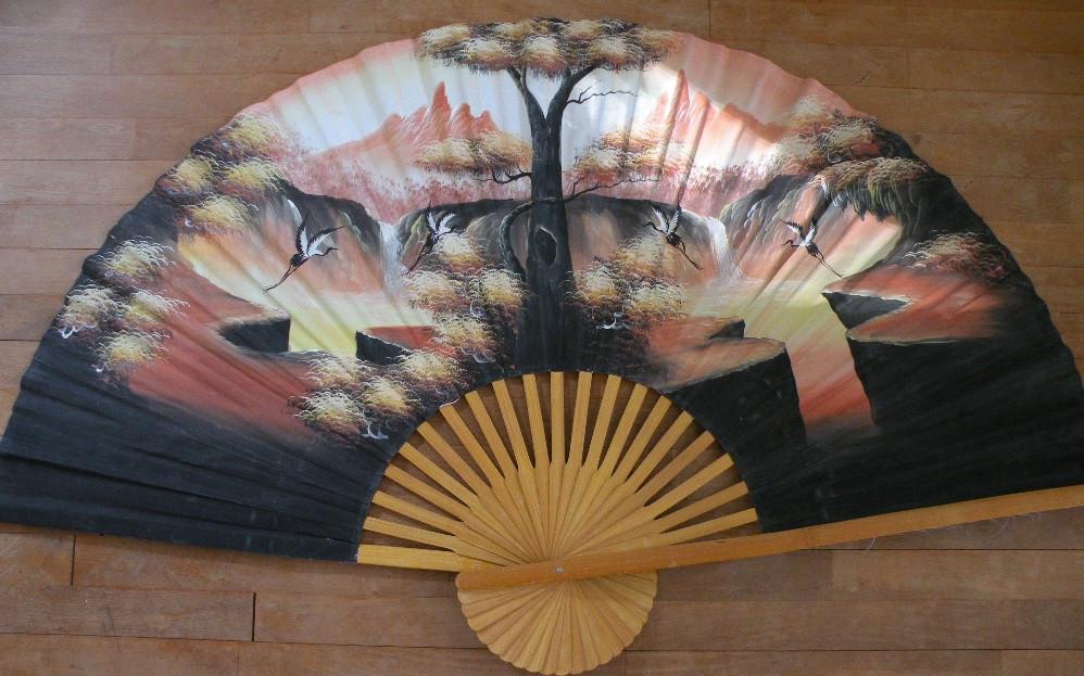 Waaier, van stof.  Groot., Huis en Inrichting, Woonaccessoires | Overige, Ophalen of Verzenden, Zo goed als nieuw