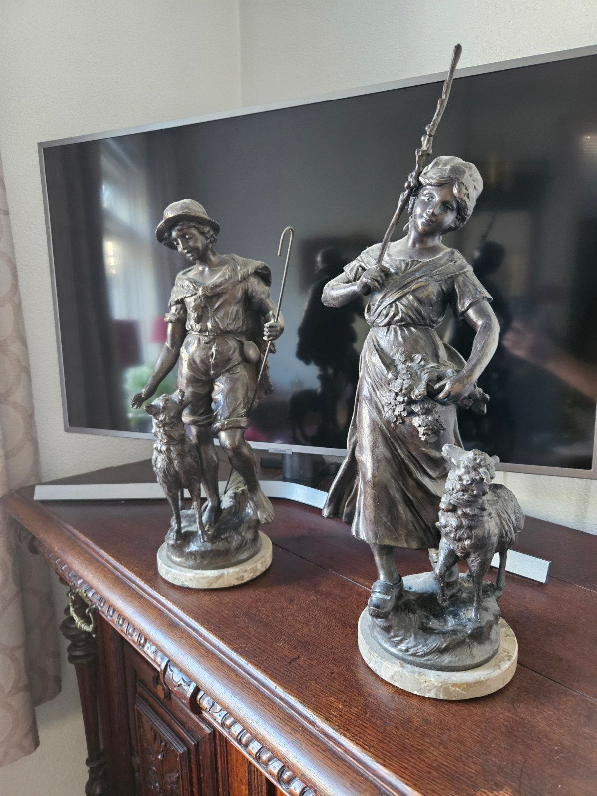 2 zware beelden op marmer plaatje, Antiek en Kunst, Ophalen