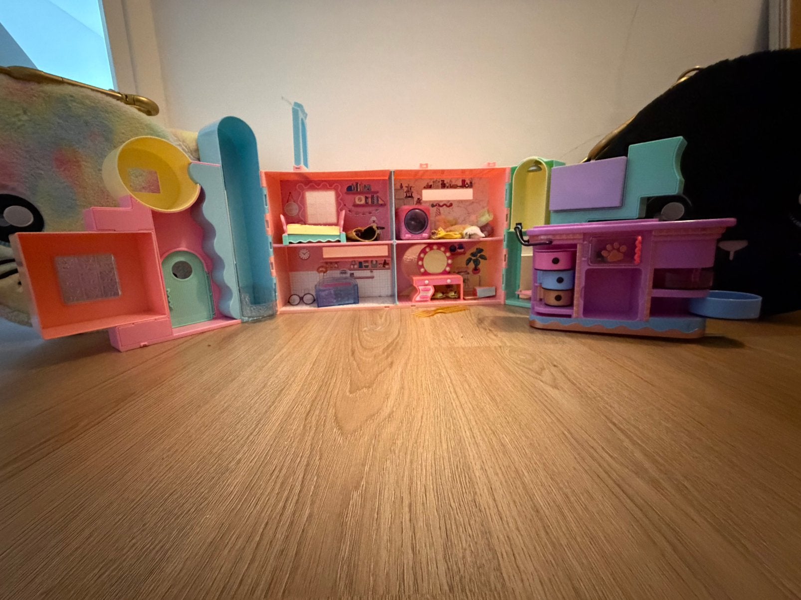 LOL spulletjes, Kinderen en Baby's, Speelgoed | Poppenhuizen, Ophalen, Zo goed als nieuw, Poppenhuis