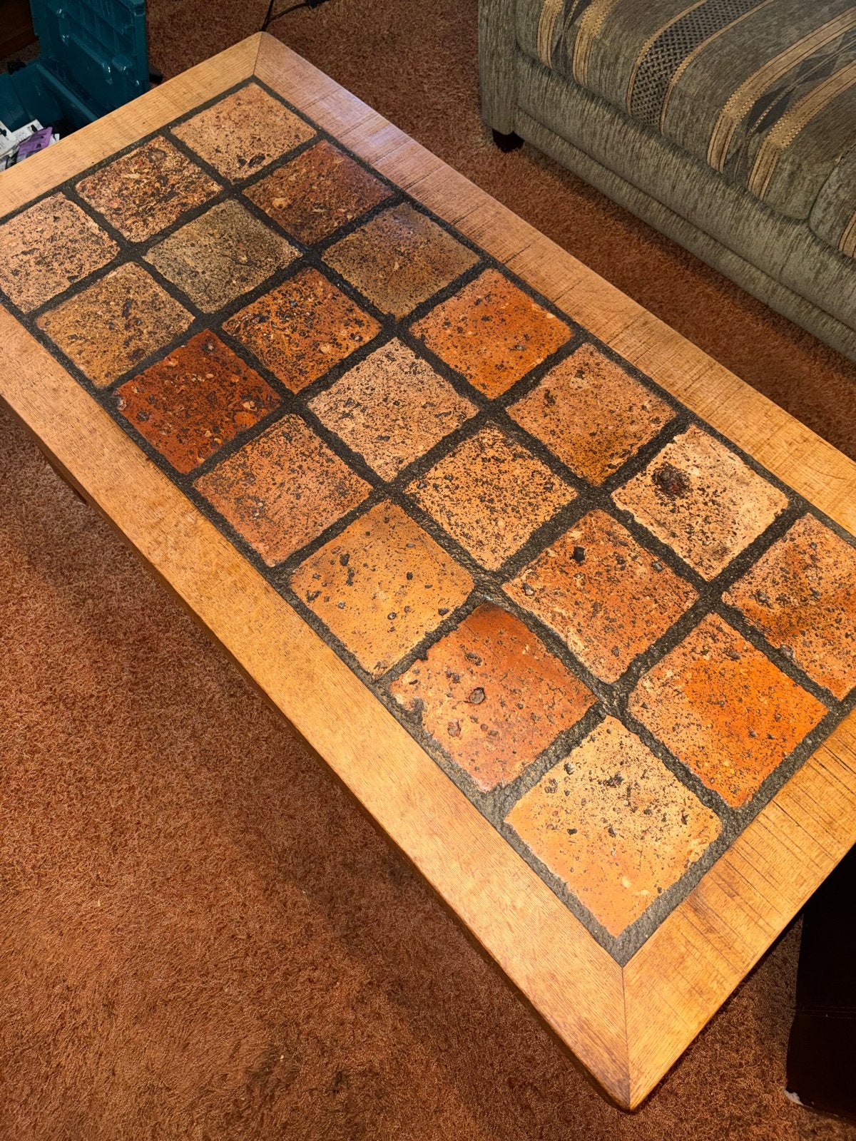Robuuste salontafel met tegelblad, Huis en Inrichting, Ophalen, Gebruikt, 100 tot 150 cm, 50 tot 100 cm