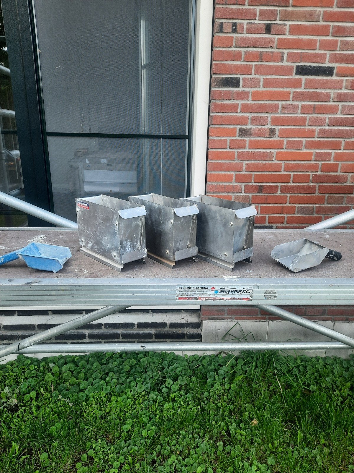 3 RVS lijmbakken 100mm, Doe-het-zelf en Verbouw, Ophalen of Verzenden, Gebruikt, Overige typen