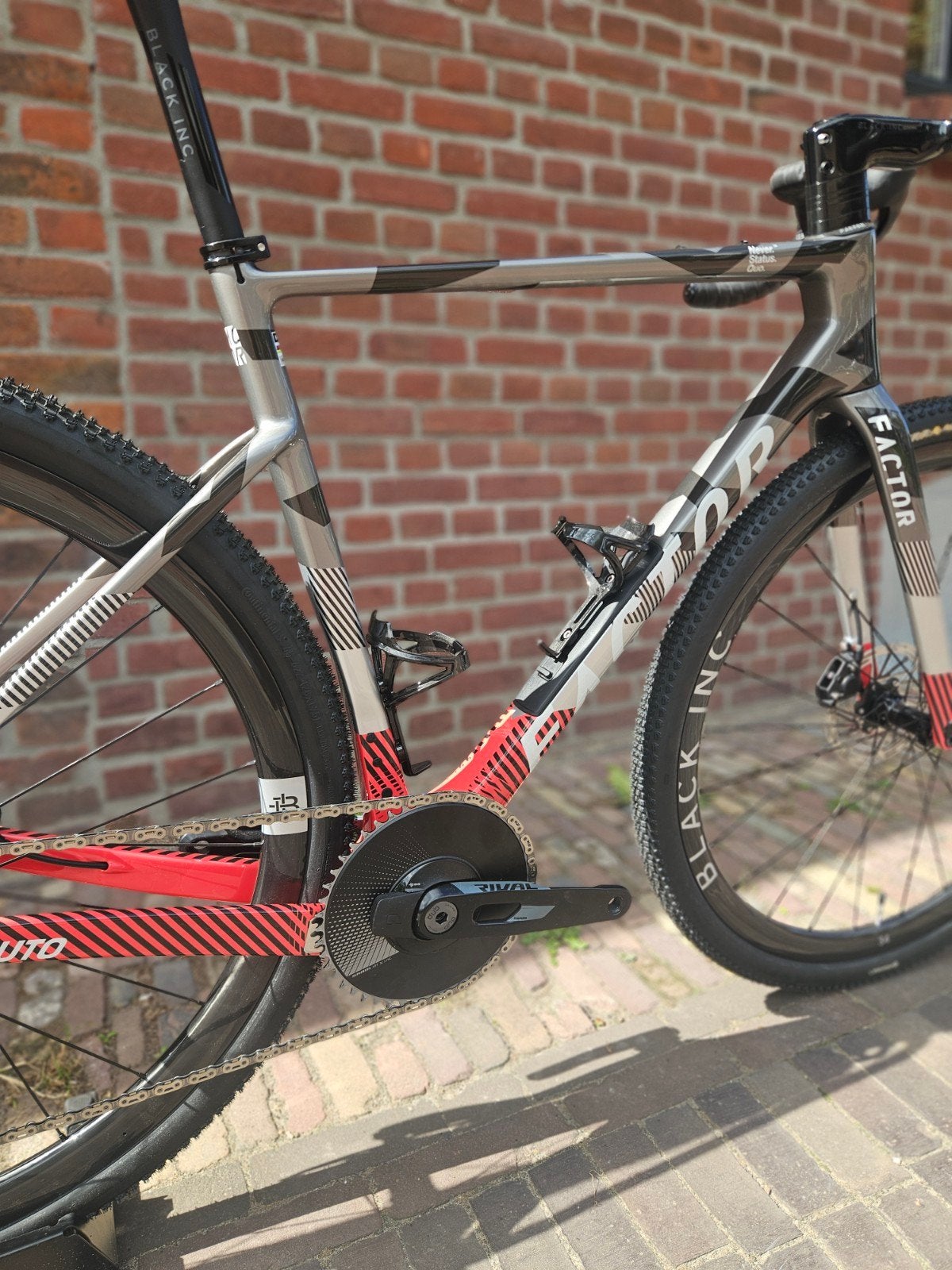 Sale! Factor Aluto Sram XPLR 13 I Inruil mogelijk, Overige merken, 28 inch, Carbon, Nieuw
