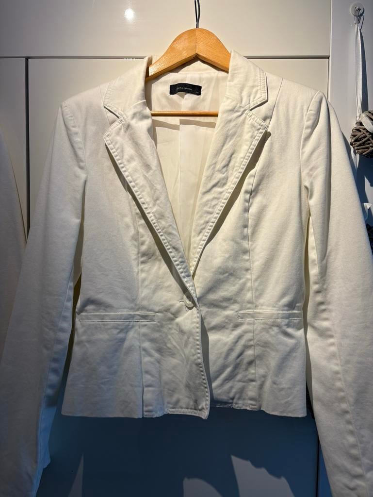 Leuke spotieve wit dames colbertje, Kleding | Dames, Jasjes, Kostuums en Pakken, Maat 38/40 (M), Wit, Ophalen of Verzenden, Jasje