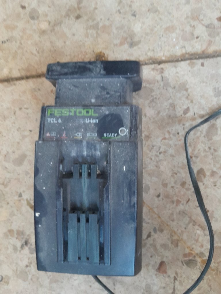 Festool acculader met 2 accu's